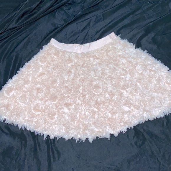 Blush pink skirt - Picture 2 of 6